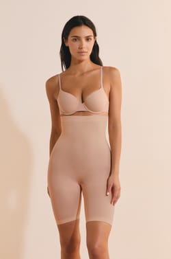 Panty sculptant taille haute;${refinementColor}