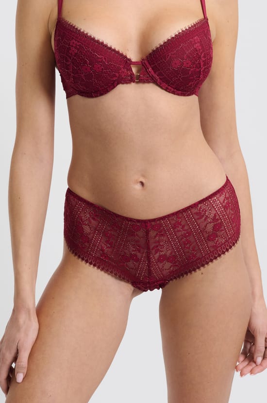 Shorty en dentelle;${refinementColor}