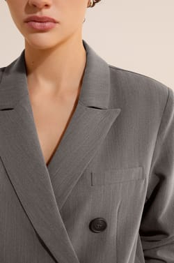 Veste blazer &agrave; rayures;${refinementColor}