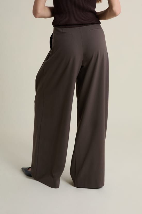 Pantal&oacute;n ancho;${refinementColor}