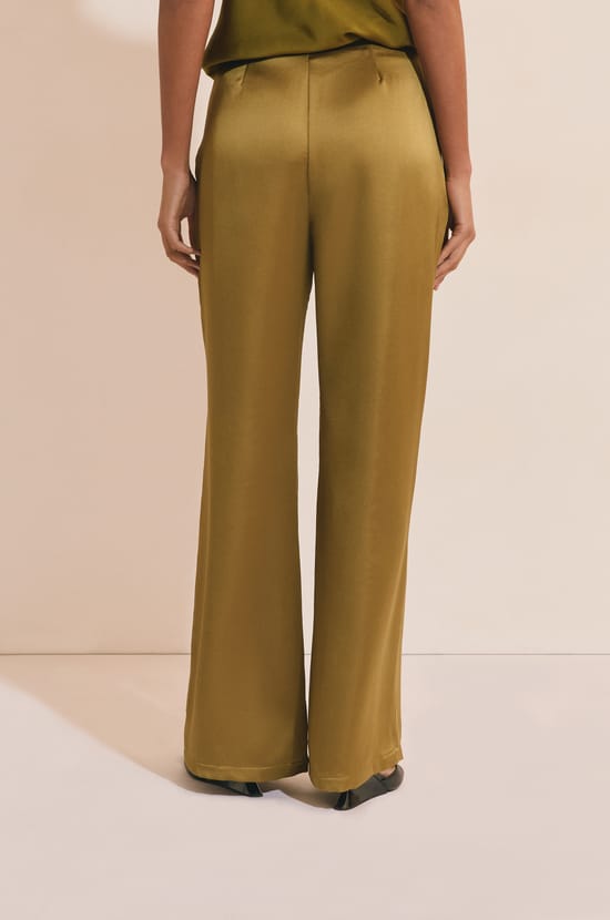Pantalon droit satin&eacute;;${refinementColor}