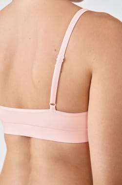 Soutien-gorge triangle en microfibre  avec pads amovibles;${refinementColor}