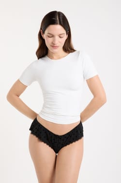 Shorty uni;${refinementColor}