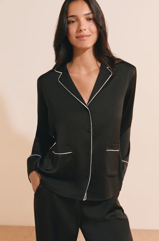 Chemise de pyjama satin&eacute;e;${refinementColor}
