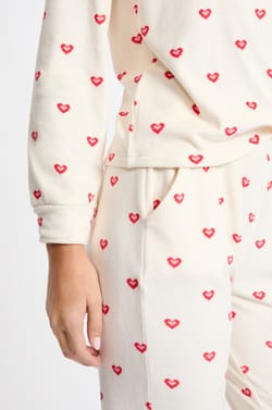 Ensemble de pyjama 2 pièces à motifs coeurs;${refinementColor}