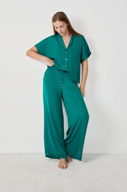 Satijnen broek met wijde pijpen;${refinementColor}