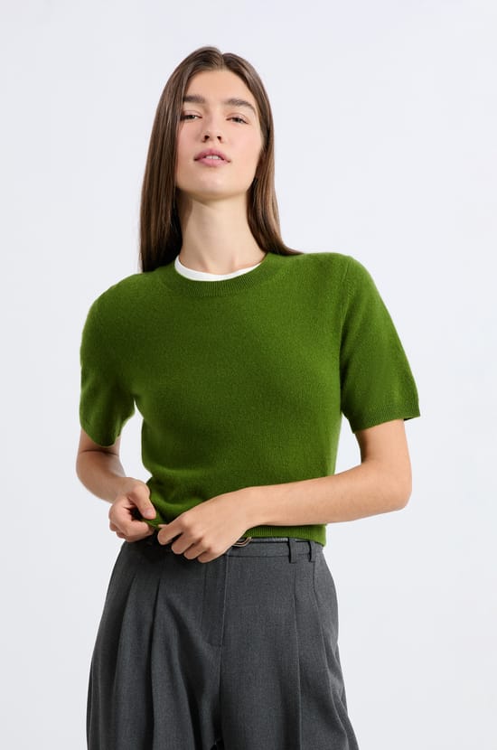 Short-sleeved cashmere sweater;${refinementColor}