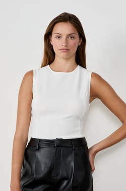 T-shirt sans manches;${refinementColor}