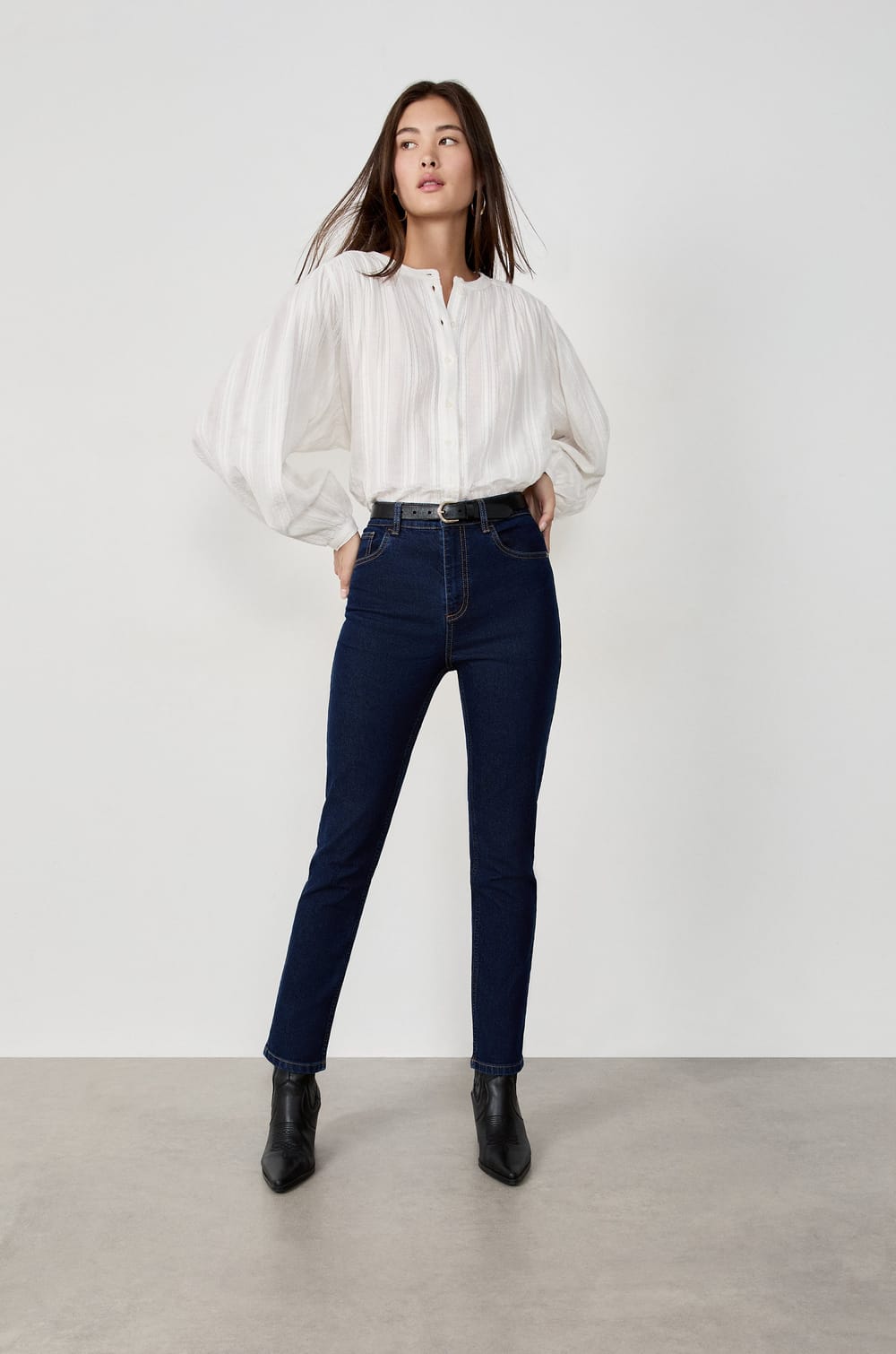 Jean slim;${refinementColor}