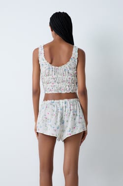 Floral print satin top;${refinementColor}