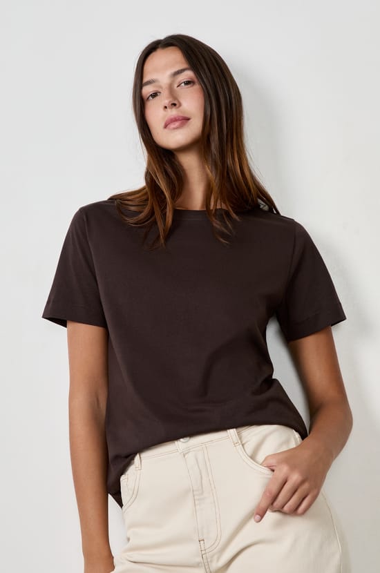 Short-sleeved cotton T-shirt;${refinementColor}