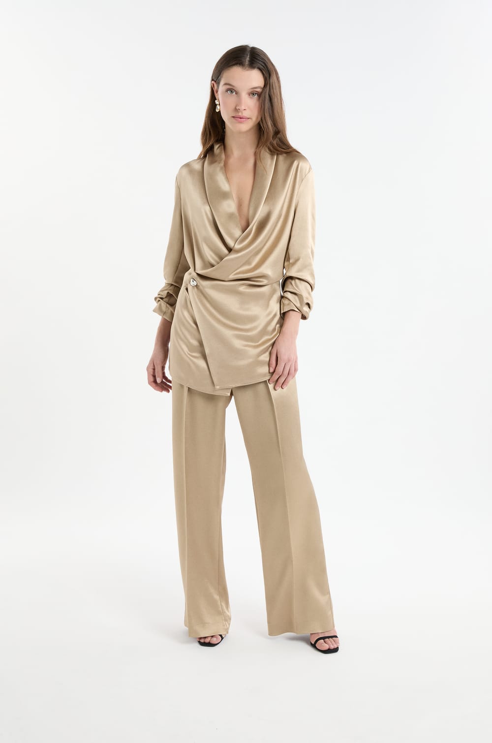 Pantal&oacute;n wide leg de cr&ecirc;pe;${refinementColor}