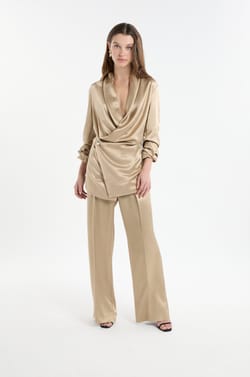 Pantal&oacute;n wide leg de cr&ecirc;pe;${refinementColor}