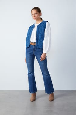 Quilted Effect Cardigan;${refinementColor}