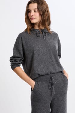 Pull à capuche en cachemire;${refinementColor}