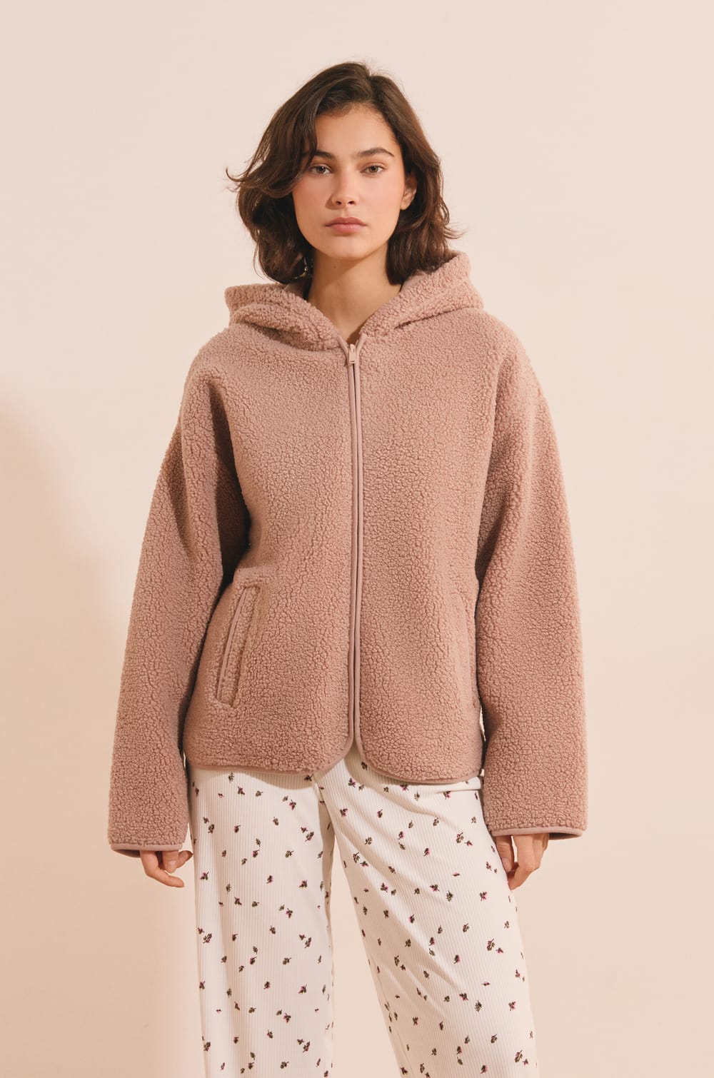 Veste avec capuche;${refinementColor}