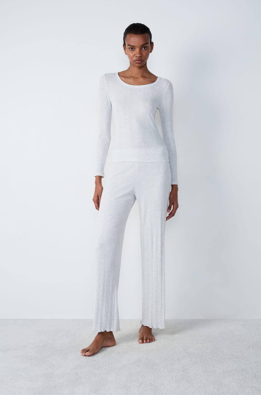 Long-sleeved ribbed cotton pyjama T-shirt;${refinementColor}