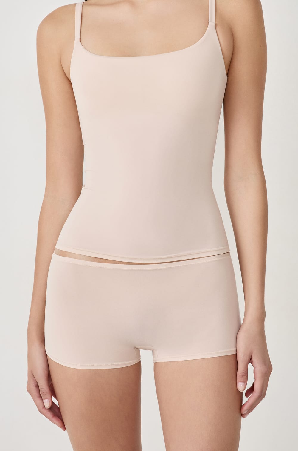Panty tipo boxer de microfibra;${refinementColor}