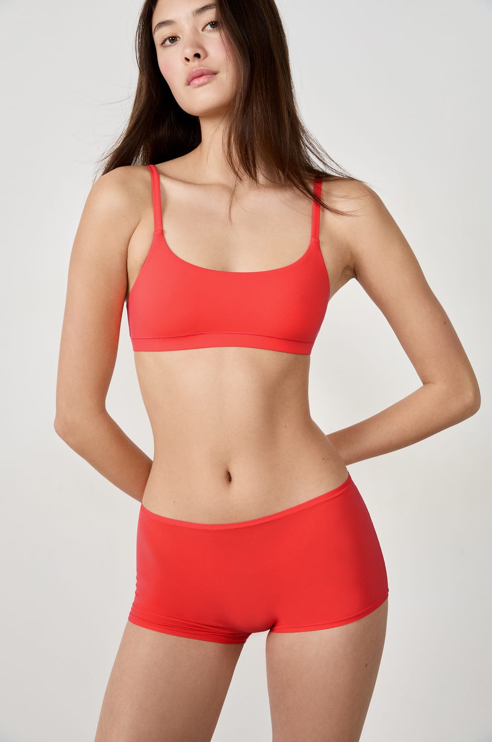 Shorty en microfibre;${refinementColor}