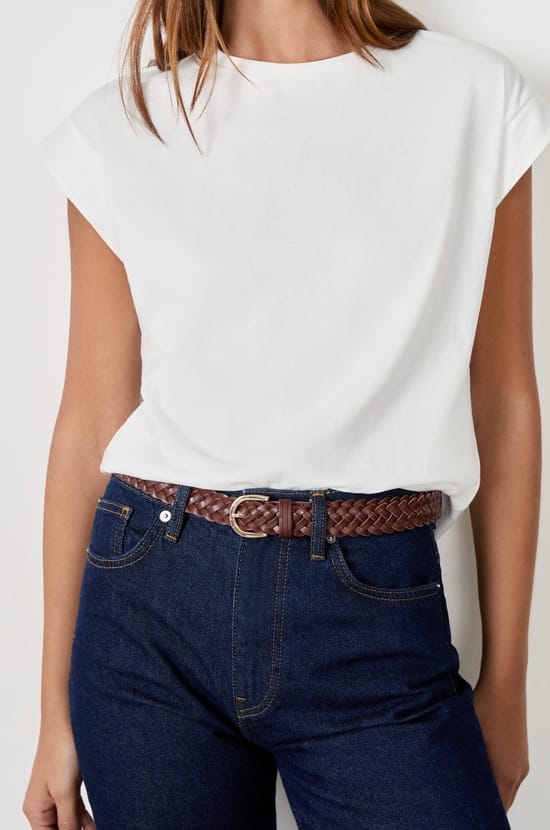 Leather Belt;${refinementColor}