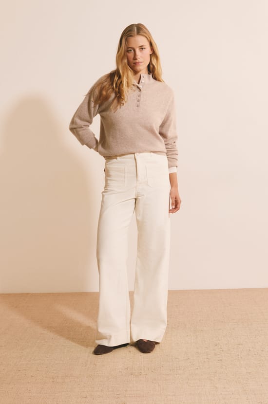 Jean en velours c&ocirc;tel&eacute; avec poche sur le devant;${refinementColor}
