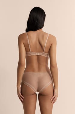 Soutien-gorge N.4 - Le coques fines en microfibre avec d&eacute;tails en dentelle;${refinementColor}