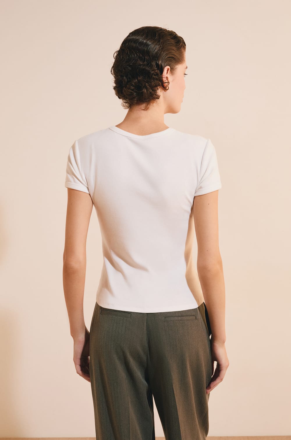 Short-sleeved T-shirt with cotton modal;${refinementColor}