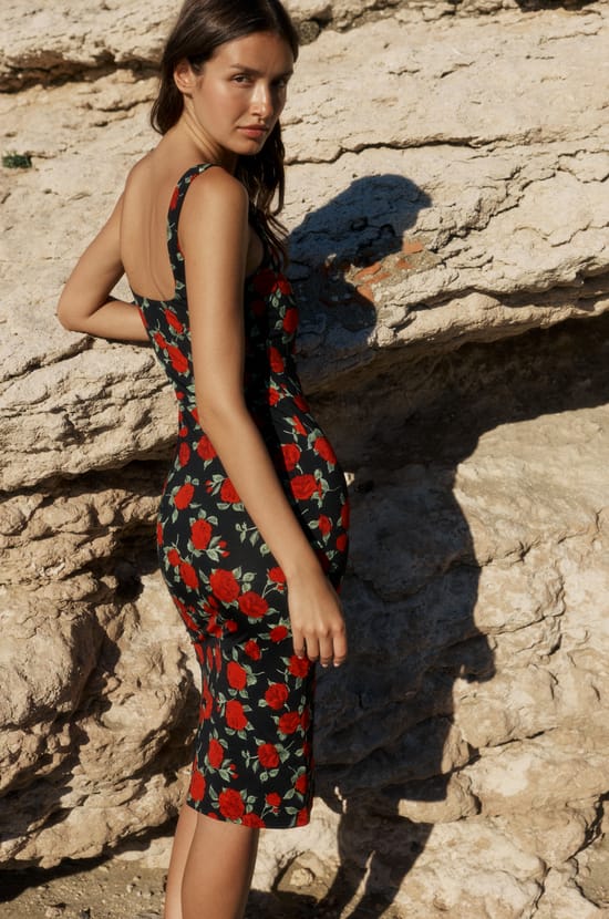 Robe midi avec fente &agrave; motif floral;${refinementColor}