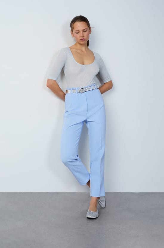 Cigarette cut trousers;${refinementColor}