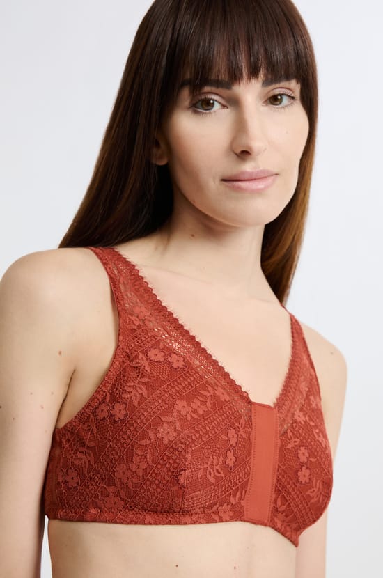 Post-mastectomy wireless bralette with front opening;${refinementColor}