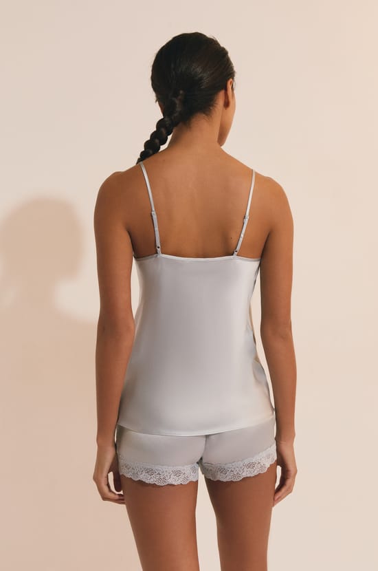 Caraco en soie d&eacute;tails dentelle;${refinementColor}