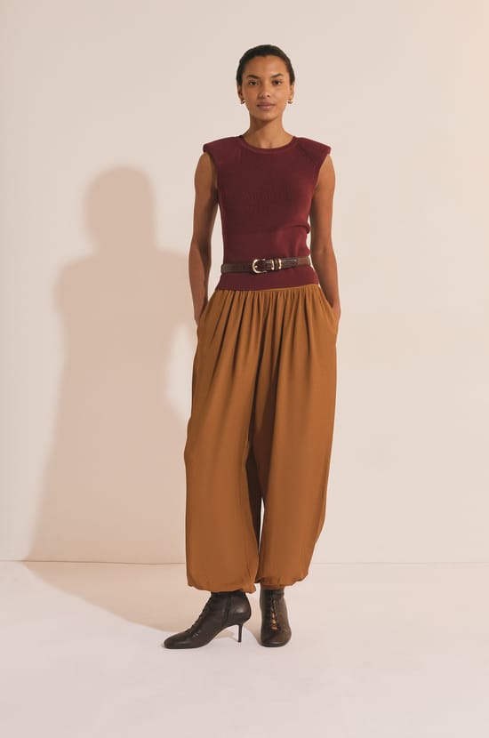 Pantalon satin&eacute;;${refinementColor}