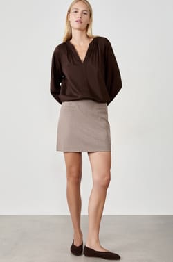 Blouse col V;${refinementColor}