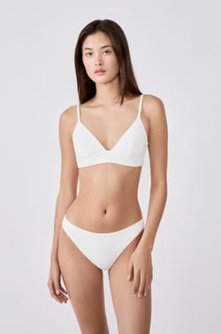 Triangle haut de maillot sans armatures;${refinementColor}