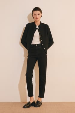 Veste avec d&eacute;tails dor&eacute;s;${refinementColor}