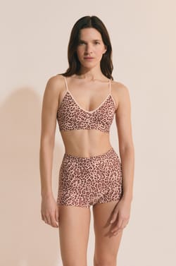 Short boyleg;${refinementColor}