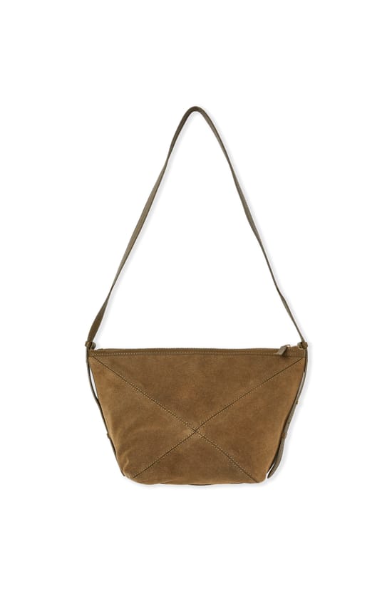 Sac en cuir avec bandouli&egrave;re;${refinementColor}