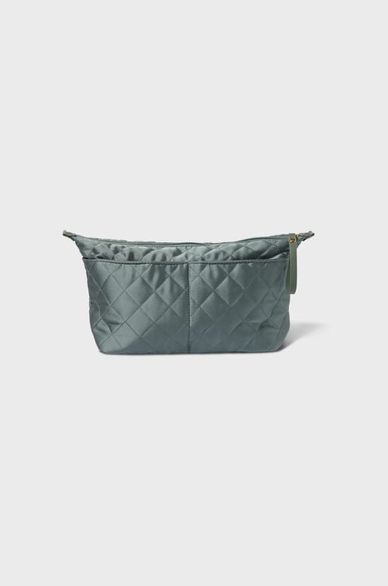 Quilted Pouch;${refinementColor}