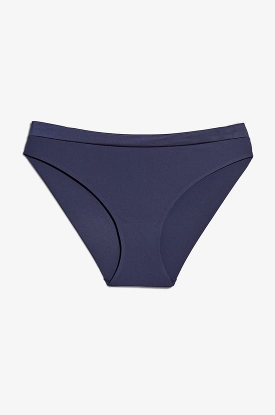 Culotte en microfibre satiné;${refinementColor}