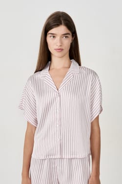 Chemise de pyjama en satin à rayures;${refinementColor}