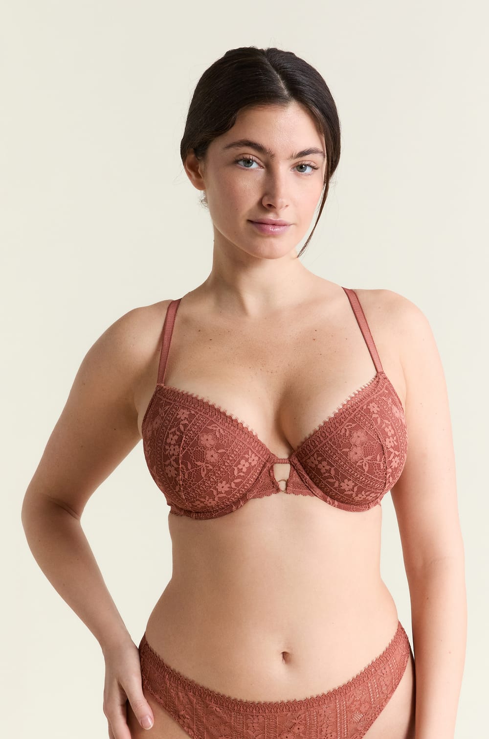 Bra N.4 - The Lightly Lined Lace;${refinementColor}