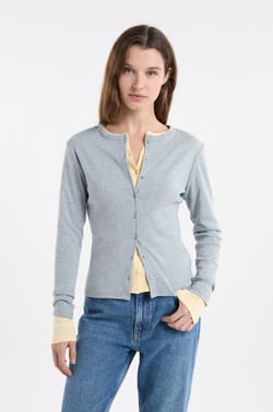 T-shirt boutonn&eacute; &agrave; manches longues en coton;${refinementColor}