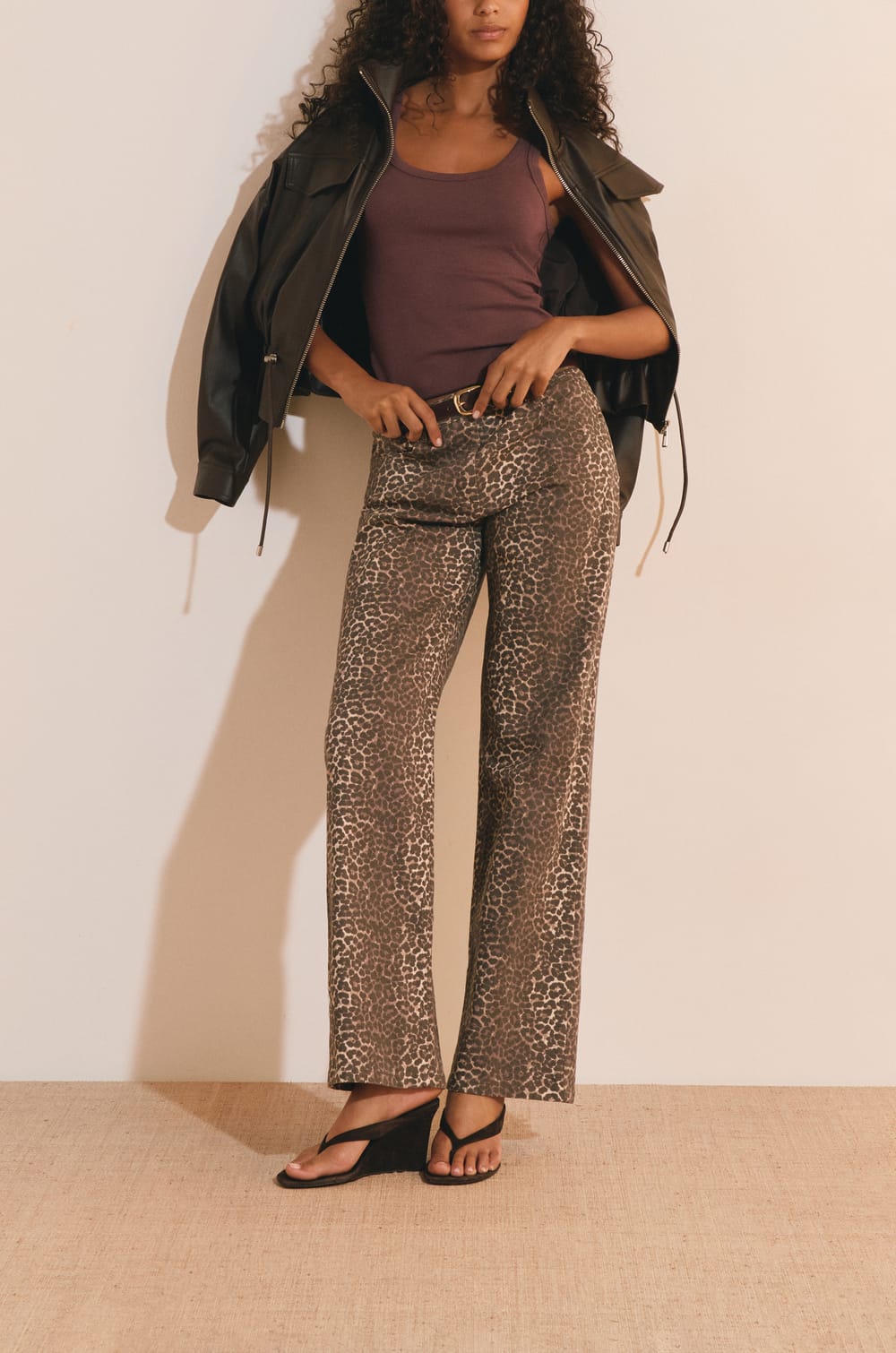 Pantalon &agrave; motif l&eacute;opard;${refinementColor}