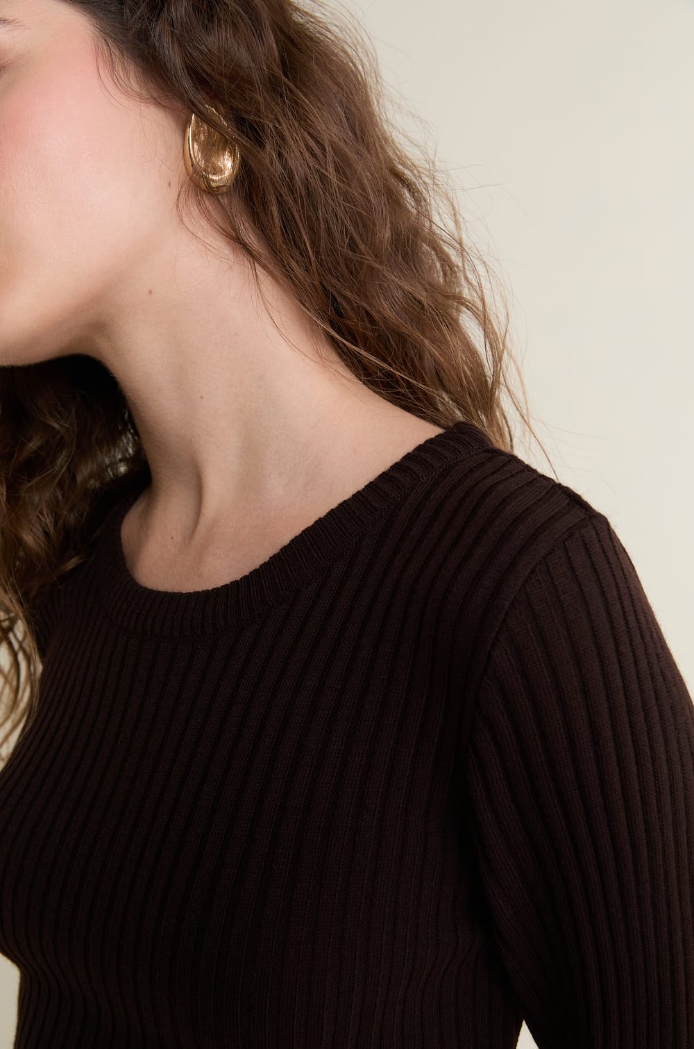 Robe c&ocirc;tel&eacute;e longue avec fente sur le devant;${refinementColor}