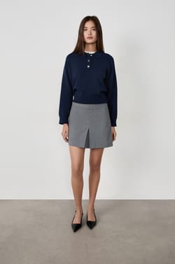 Short skirt;${refinementColor}