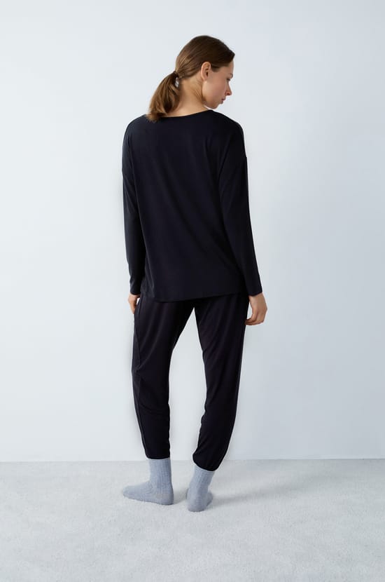   Pantalón de pijama liso;${refinementColor}