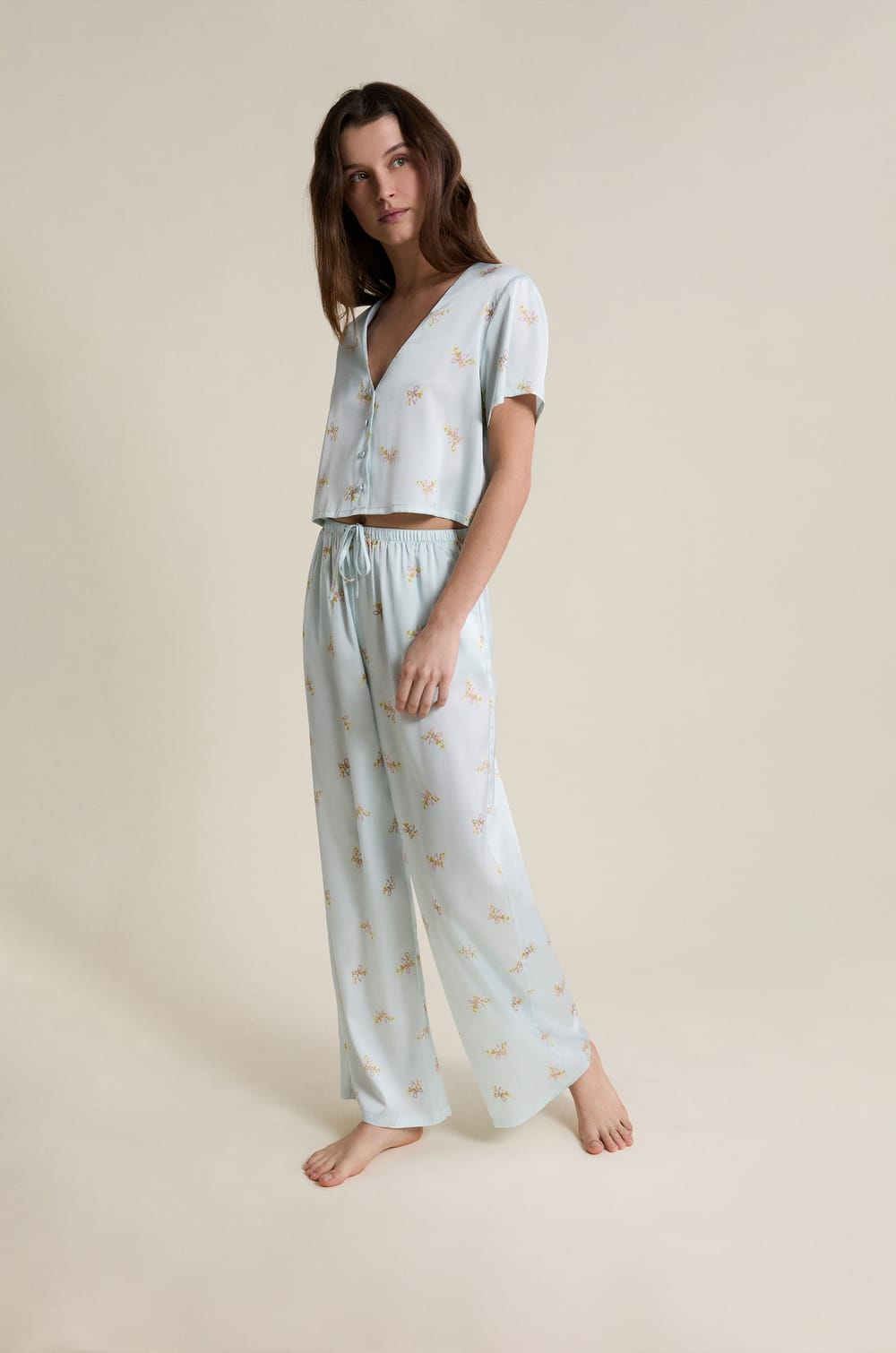 Pantalon de pyjama satin&eacute; &agrave; motifs;${refinementColor}