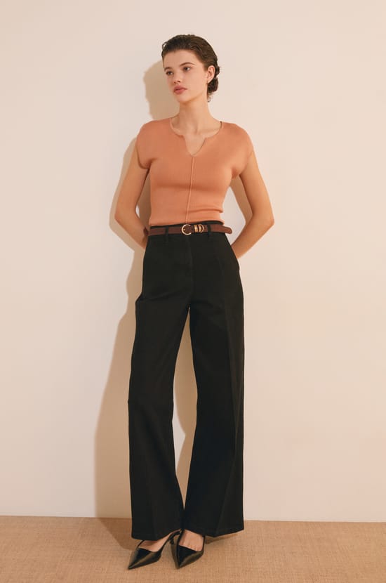 Top &agrave; col V avec coton;${refinementColor}