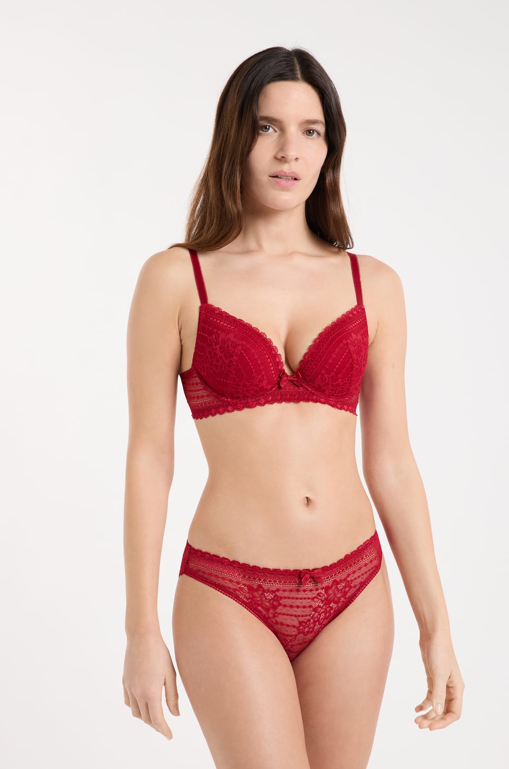 Lace Brief;${refinementColor}