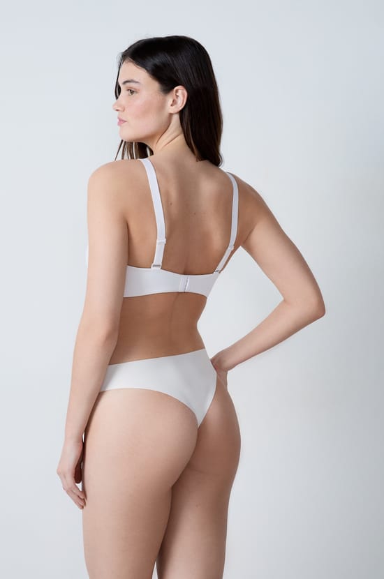 Wireless lightly lined microfibre bra;${refinementColor}